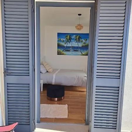 La Casa *