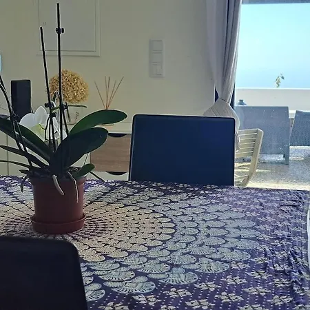 La Casa * Faja da Ovelha